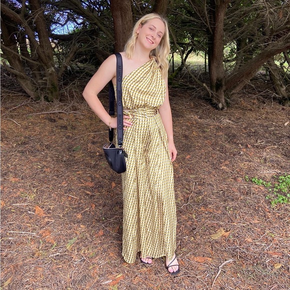 Meet your Posher, Lily - Picture 1 of 1